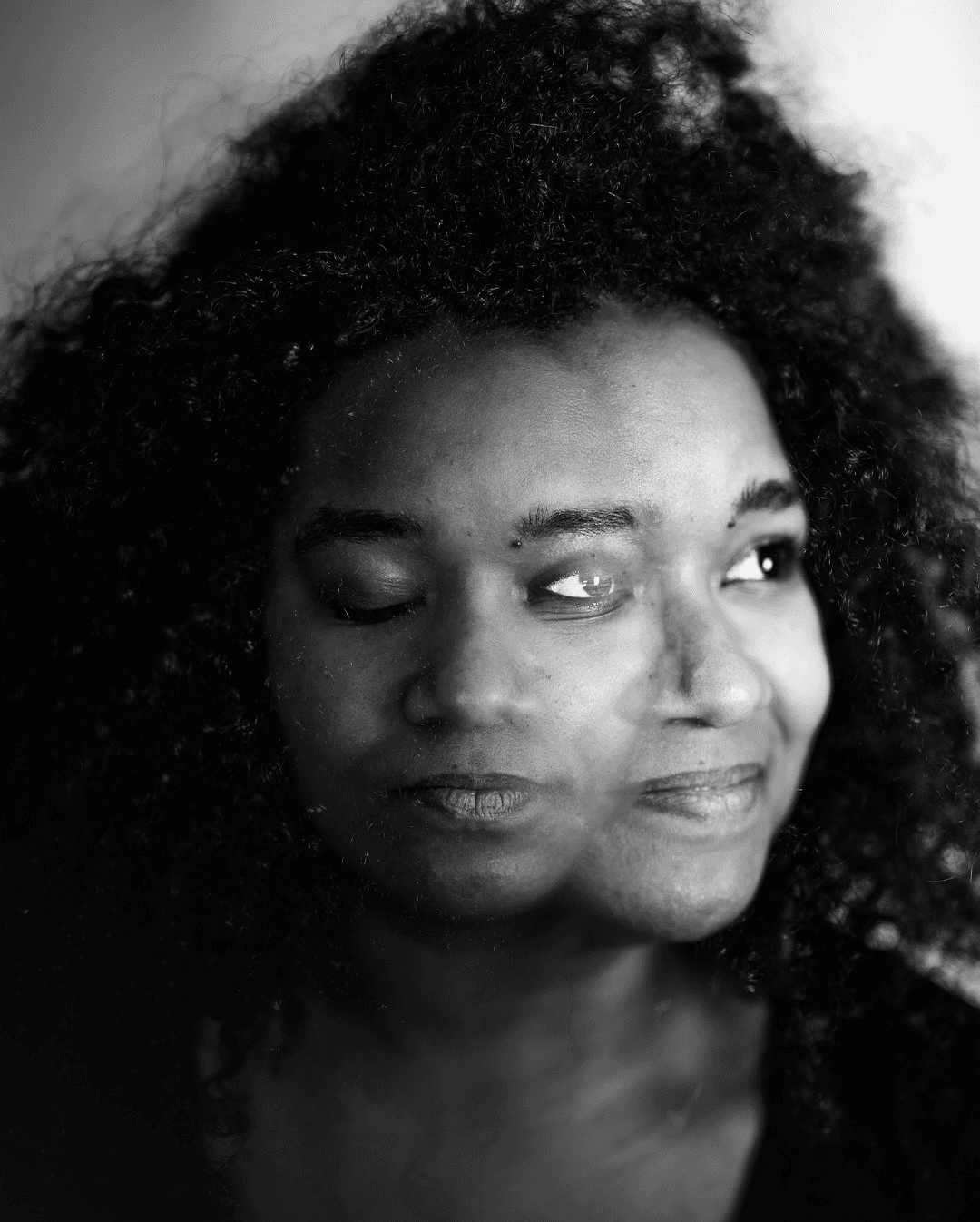 DORINOUM-AUDELADUREGARD2.jpg