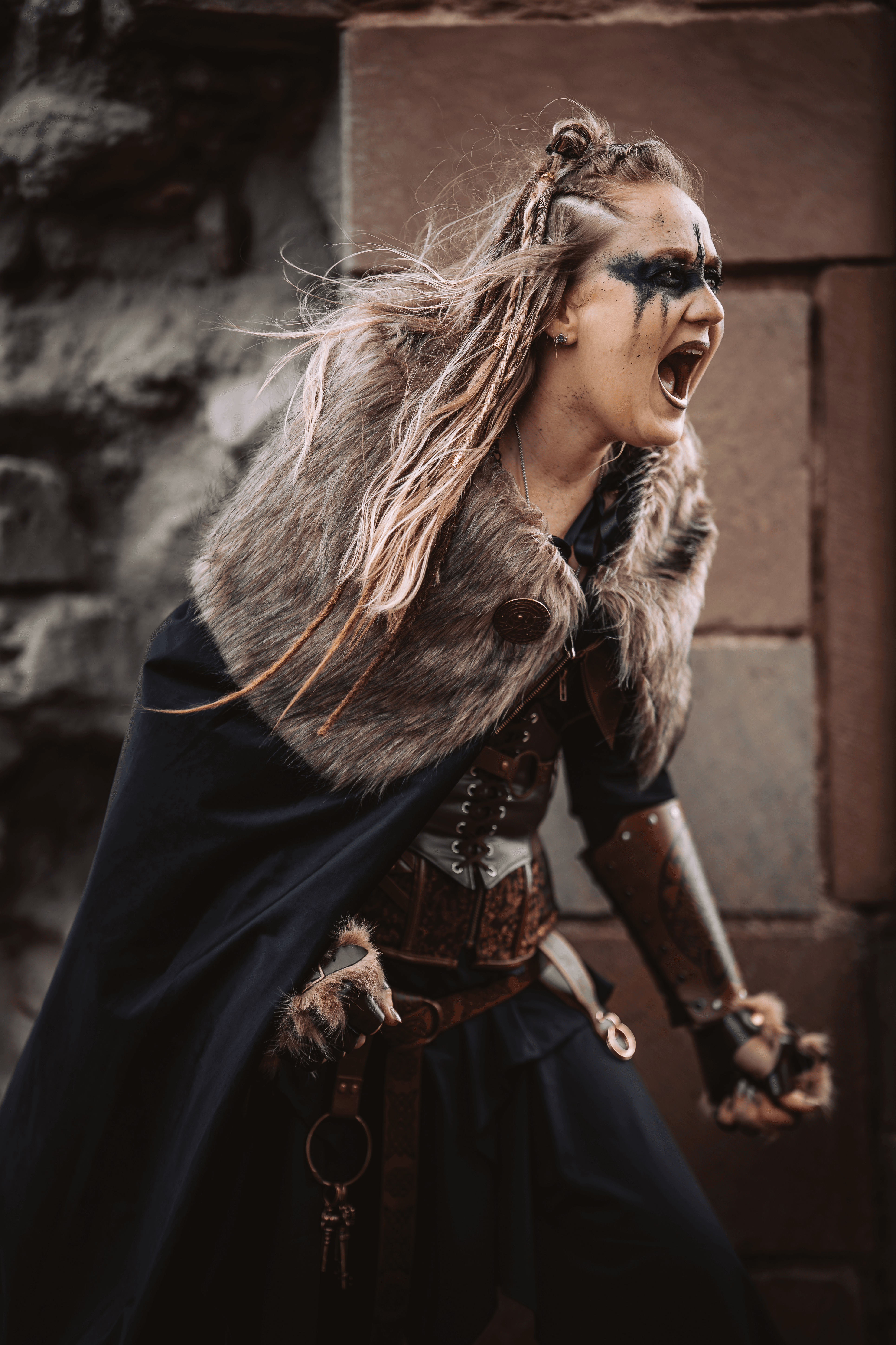 DORINOUM-VIKING-PRISCILLIA-2.jpg